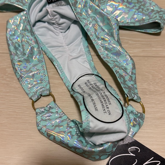 Metallic Aqua Leopard Bikini Set - Picture 5 of 7